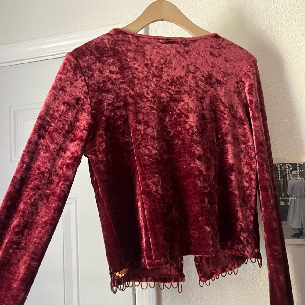 BY DEEP LOS ANGELES vintage burgundy red crushed velvet sequin beaded fringe top - Picture 6 of 8